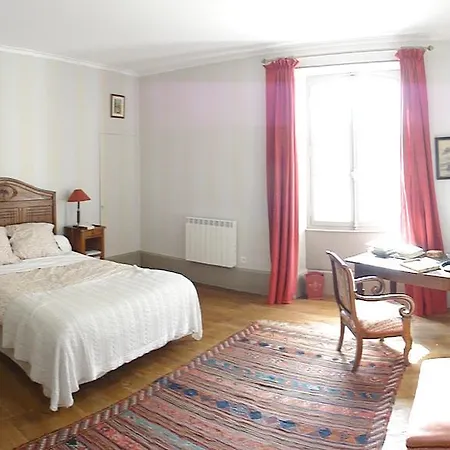 فندق مبيت وإفطار La Demeure Clar 3*