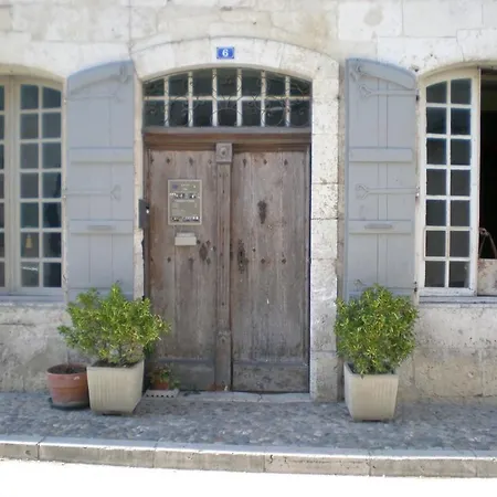 La Demeure Clar فندق مبيت وإفطار 3*