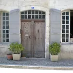 La Demeure Clar Bed & Breakfast 3*